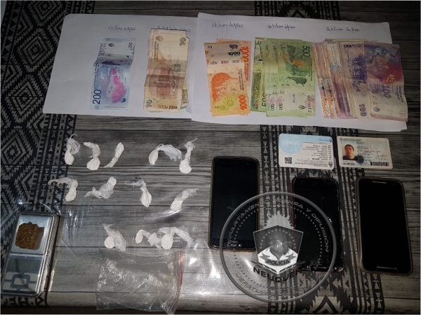 Allanamiento por robo y secuestro de droga en Plottier
