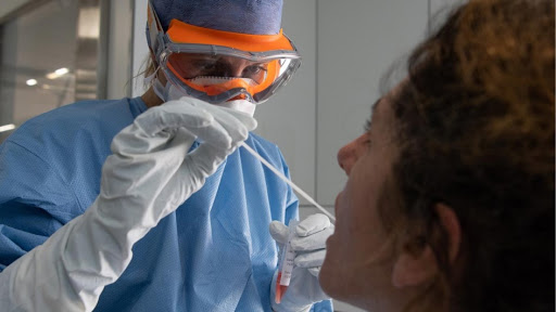 Reportan seis muertes y 474 nuevos casos de coronavirus en Neuquén