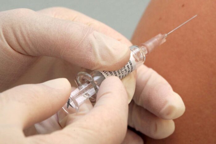 Sumarán una segunda dosis de la vacuna contra la varicela